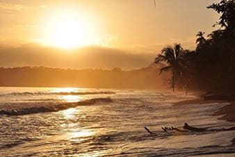 Amanecer en la playa